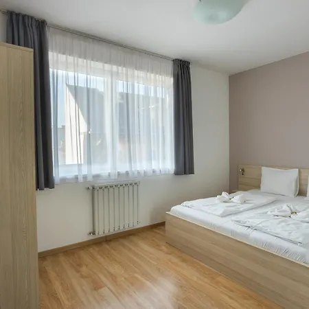 Corvin Plaza & Aparthotel Budapest