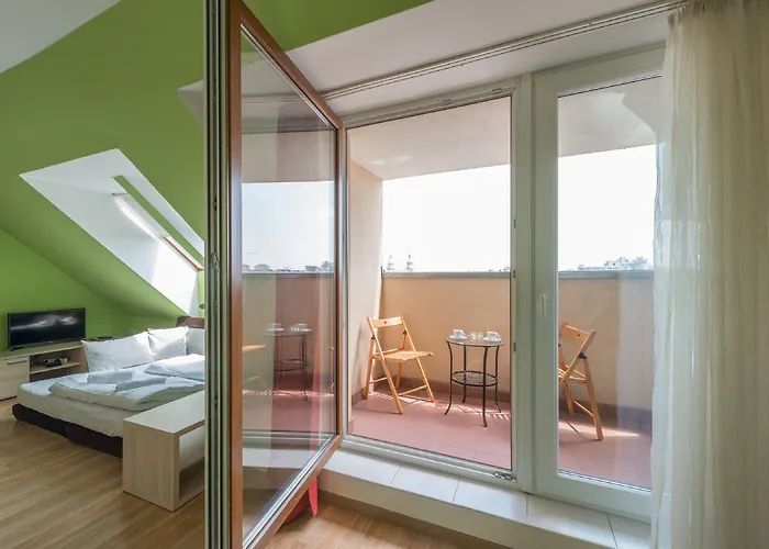 Apart Otel Corvin Plaza & Budapeşte