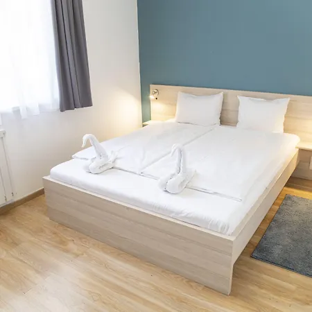 Ξενοδοχείο με διαμερίσματα Corvin Plaza & Βουδαπέστη