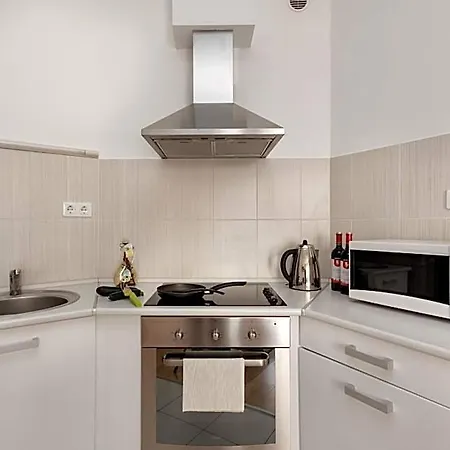 Corvin Plaza & 3* Budapeste
