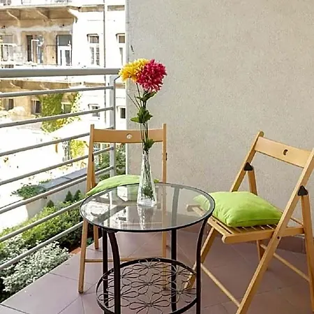 Apartahotel Corvin Plaza & 3*
