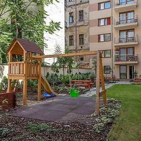 Corvin Plaza & Budapeste