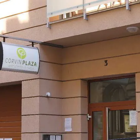Апарт-отель Corvin Plaza &