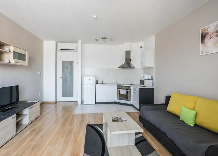 Corvin Plaza & 3* Budapest