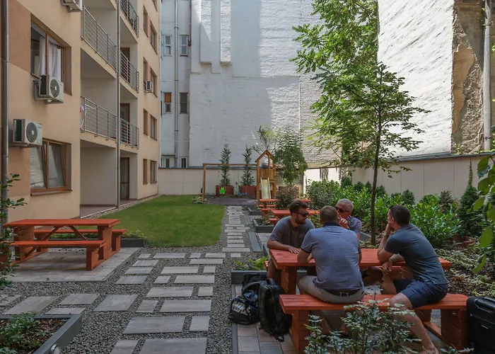 Corvin Plaza & Aparthotel