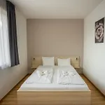Aparthotel Corvin Plaza & Budapest