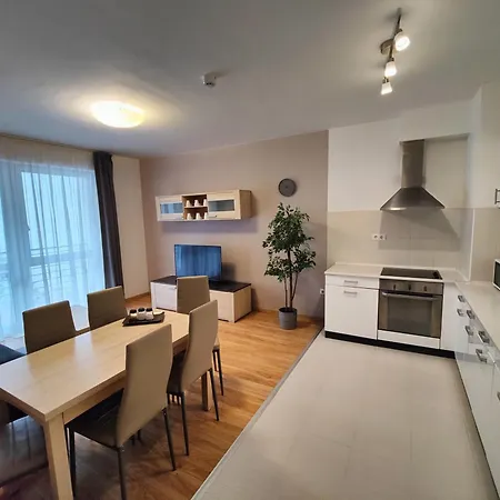 Hotel de apartamente Corvin Plaza & 3*