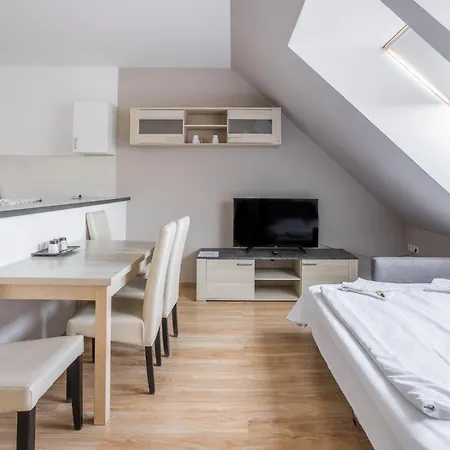 Hotel de apartamente Corvin Plaza & Budapesta
